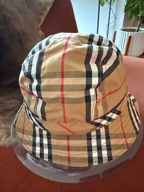 Burberry Beige Plaid Bucket Hat with Black Interior